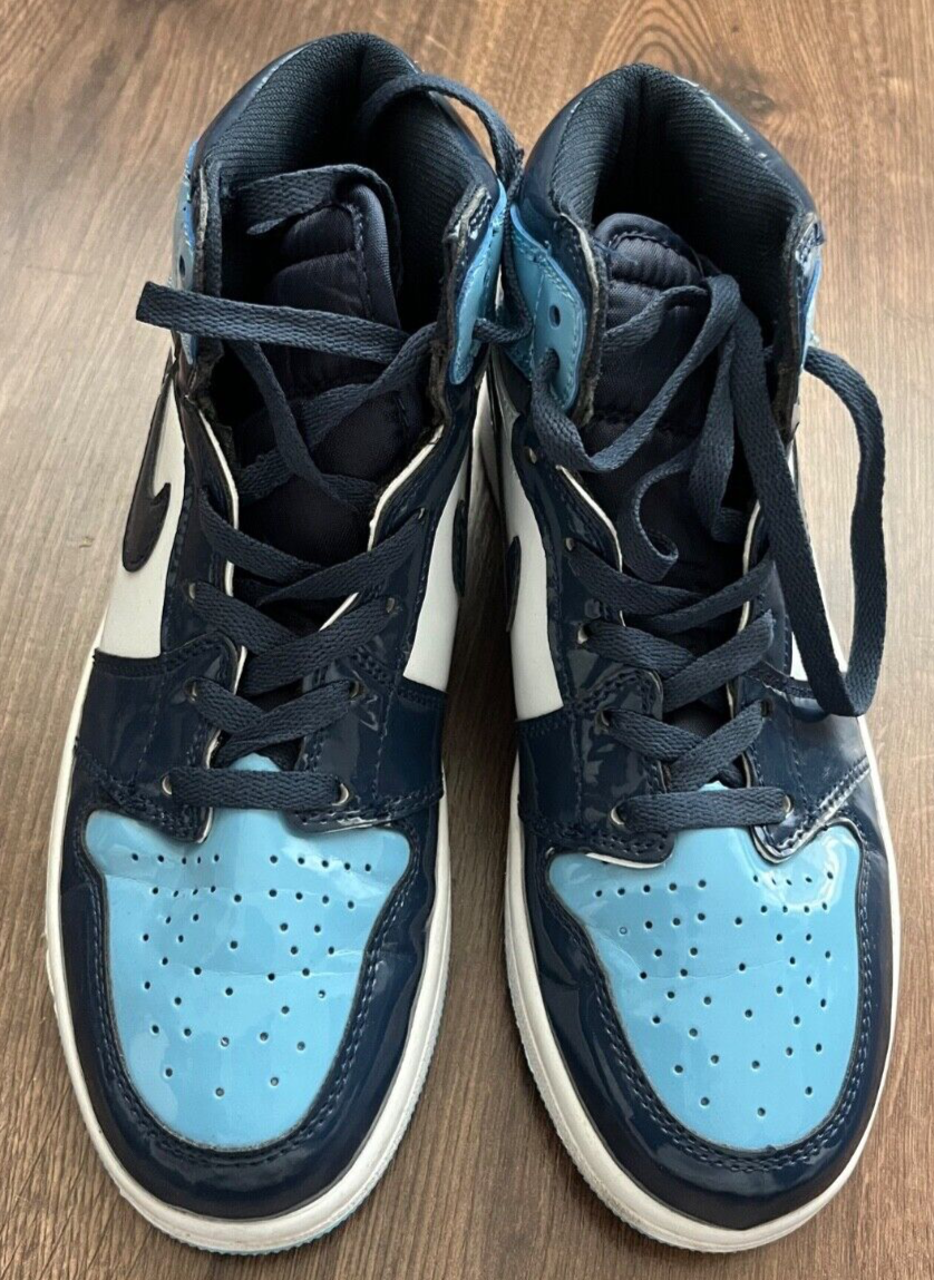 Air Jordan 1 Retro High UNC Patent Blue Chill Women Size 39 US 8 C00461-401