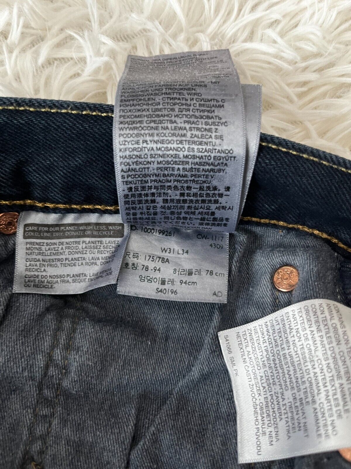 Levis 501 Blue Jeans Mens 31x34 Regular Fit Straight Leg Denim Red Tag