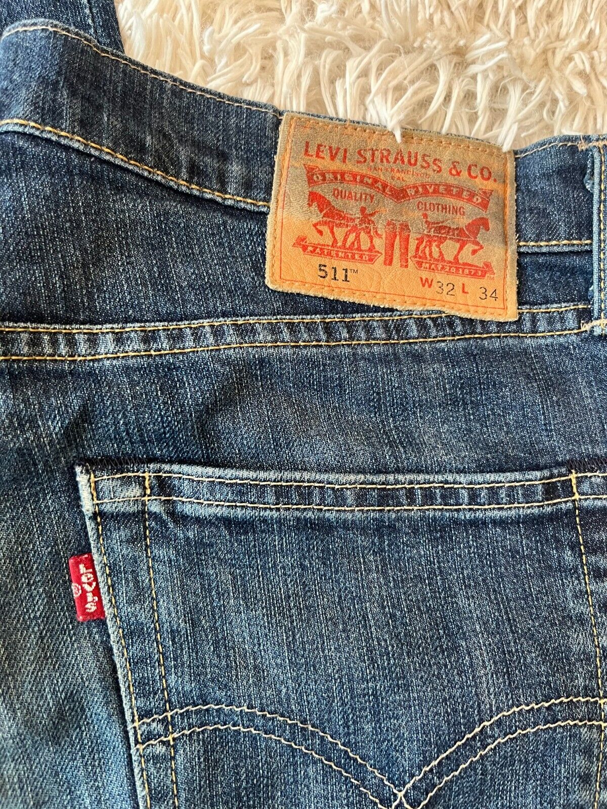 Levis 511 Blue Jeans Mens 32x34 Slim Fit Straight Leg Denim Red Tab