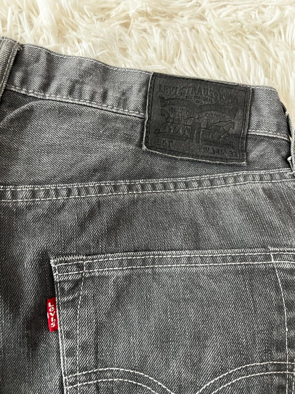 Levis 501 Gray Jeans Mens 34x32 Regular Fit Straight Leg Denim Red Tag
