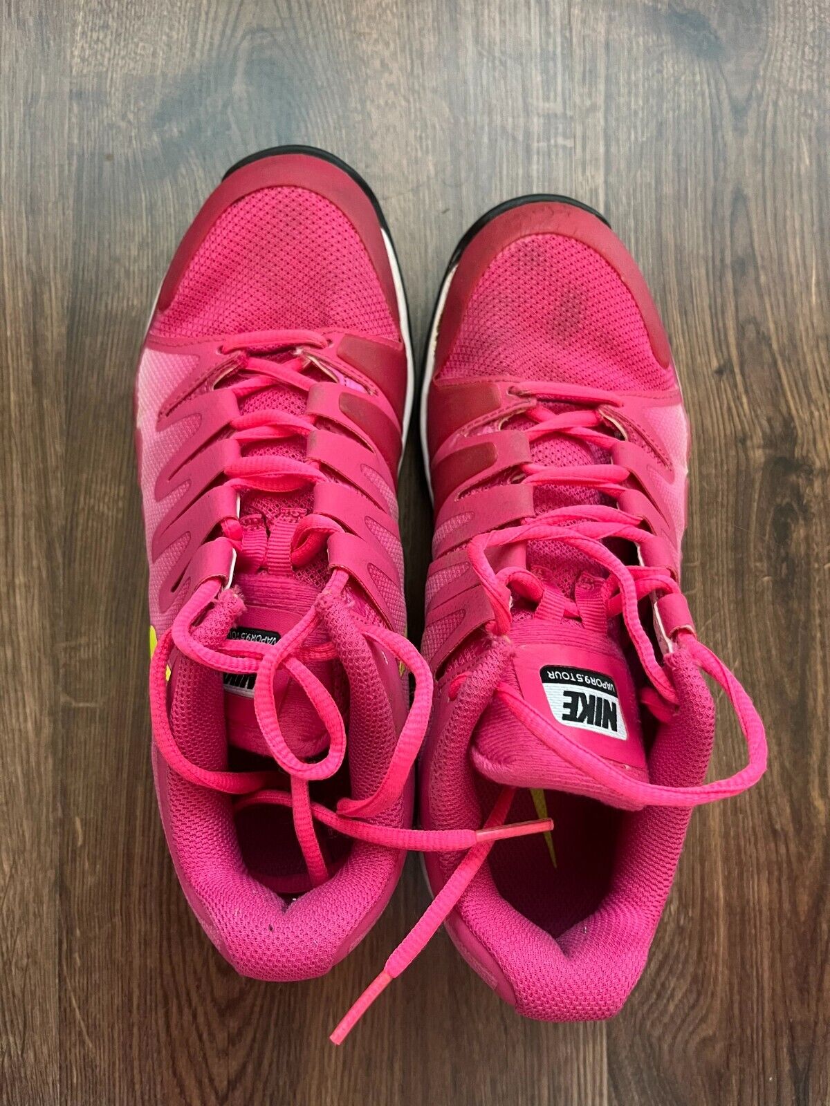 Nike Vapor 9.5 Tour Pink Tennis Shoes Size Women US 7 EUR 38