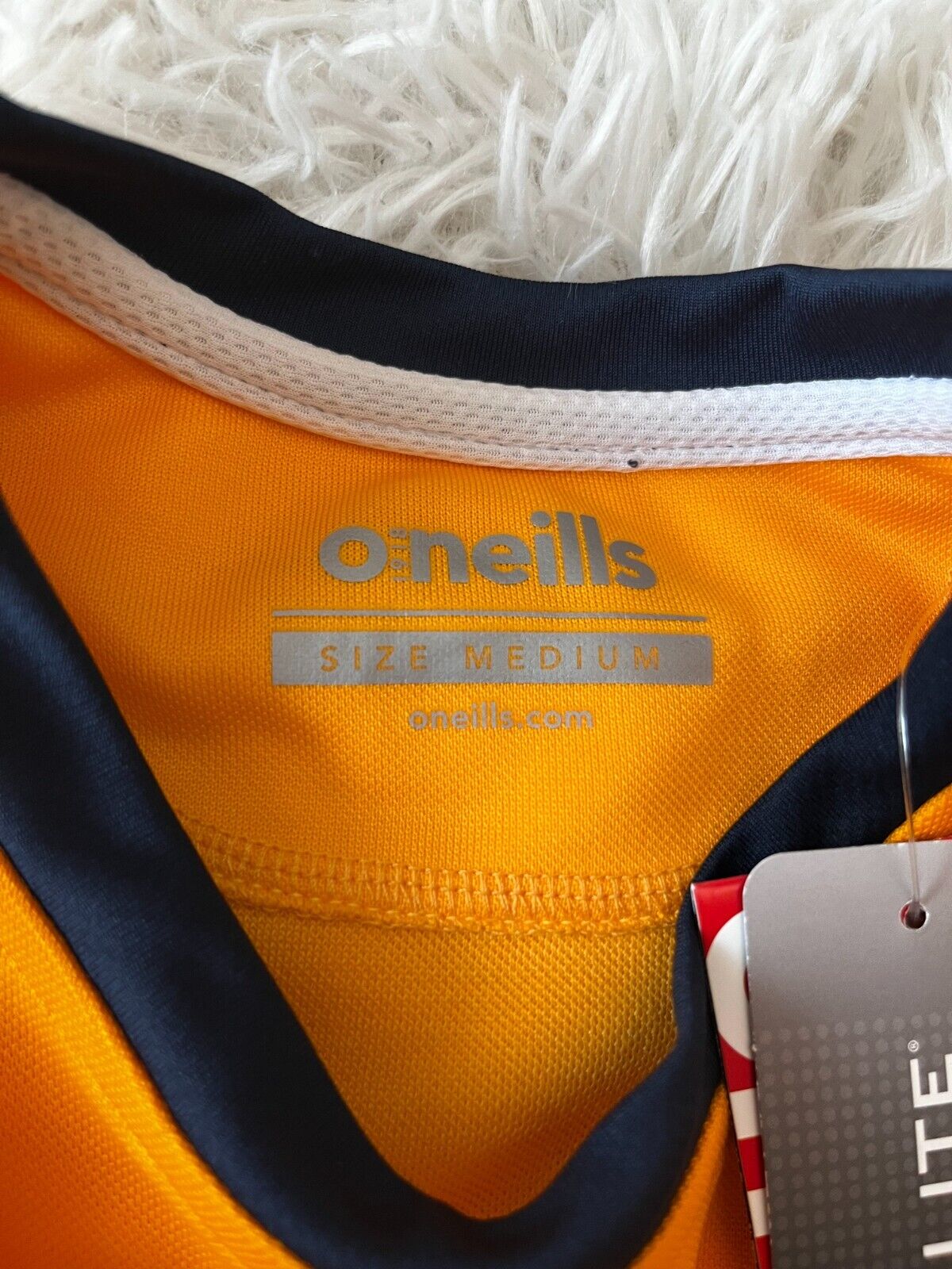 BNWT Antrim Aontroim GAA Gealic Football Shirt Jersey Trikot O'Neills Size Men M